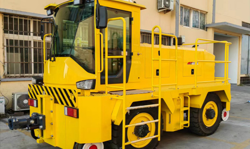 600t公铁两用车（内燃型）